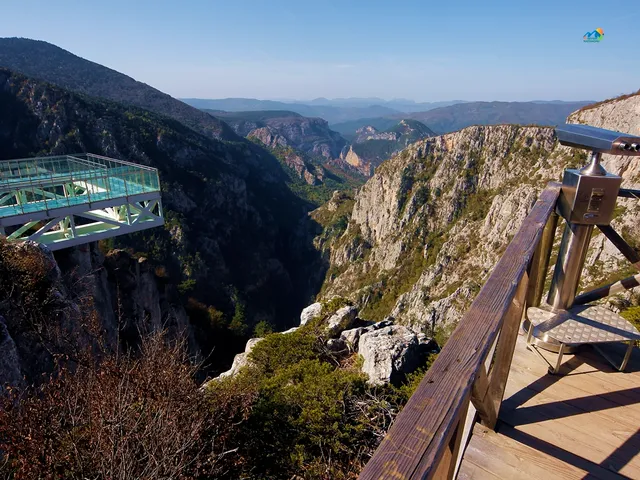 Çatak Kanyonu Cam Terası