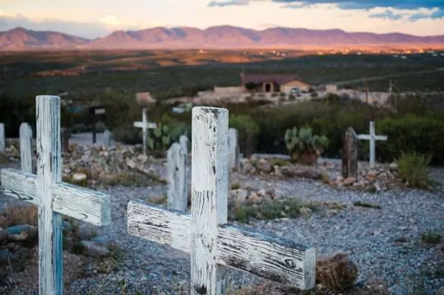 Tombstone Boothill Gift Shop and Graveyard