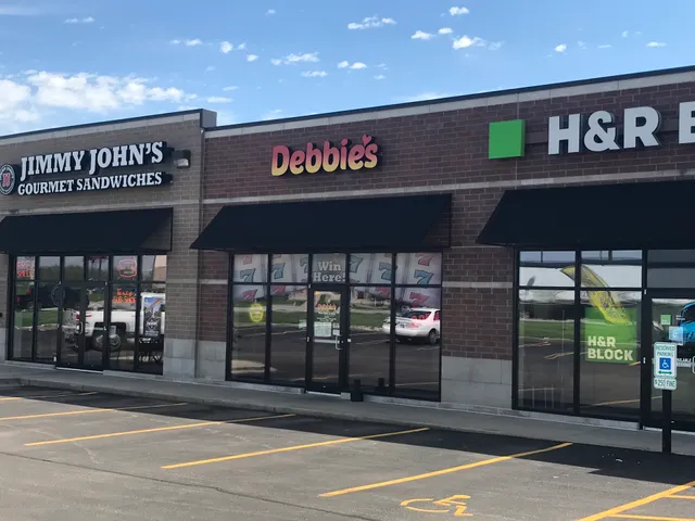 Debbie's Slots and Gaming Lounge