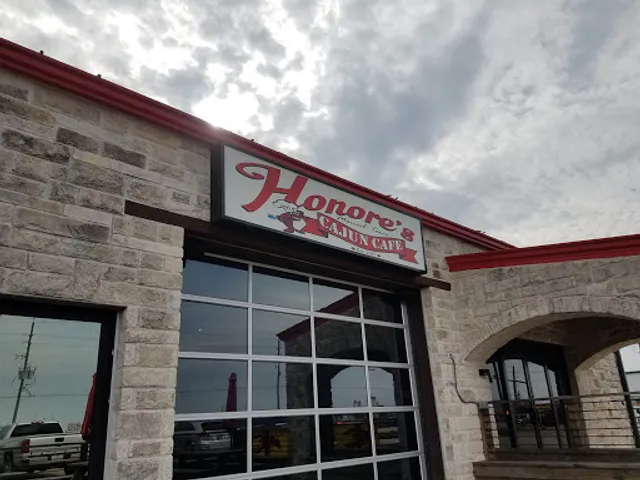 Honore's Cajun Cafe