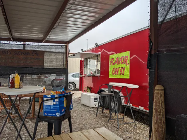 Flavor on 51 Food Trailer & Catering