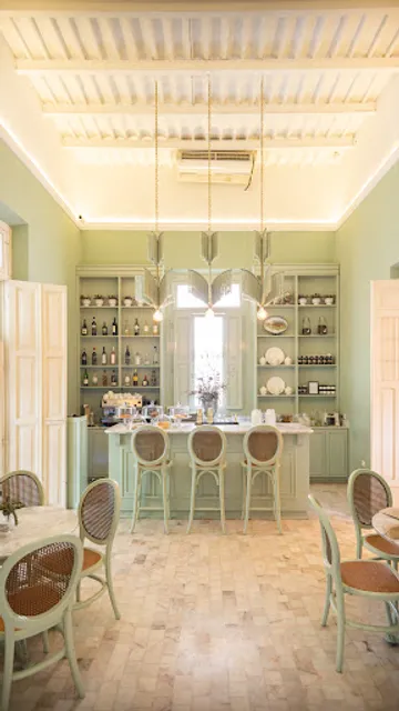 T'HŌ Aperitivo Restaurante