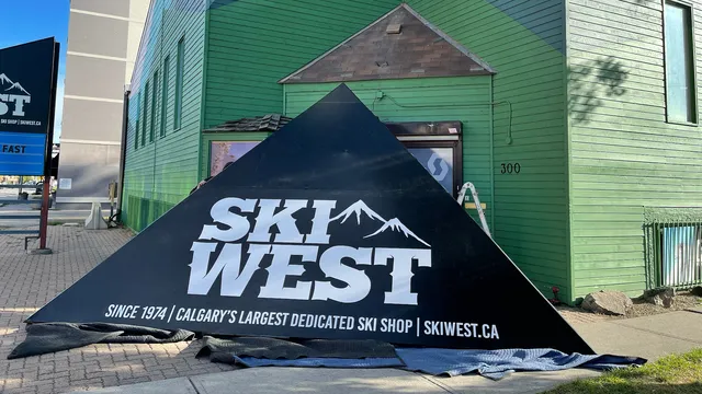 Ski West