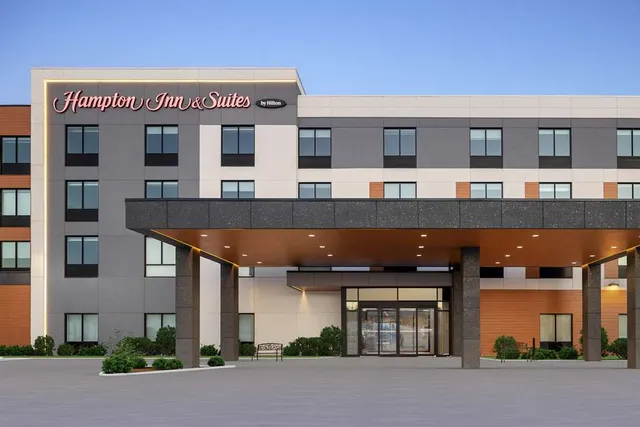 Hampton Inn & Suites by Hilton Orangeville, ON