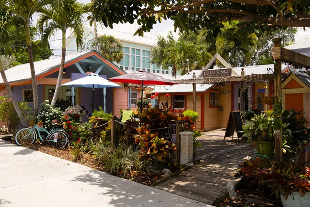 LuLu Rocks Extraordinary Jewelry