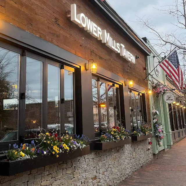 Lower Mills Tavern
