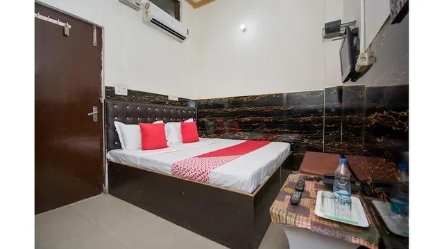 OYO 43606 Darshan Guest House