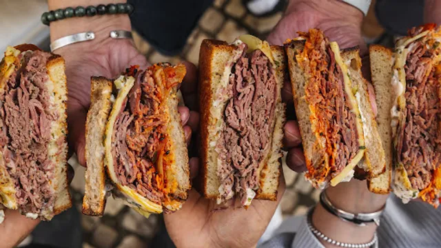 Let’s Pastrami | Sandwiches and wine in Lisbon