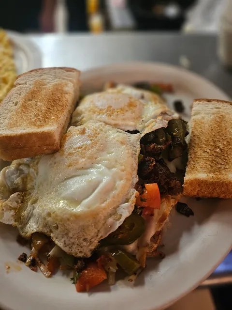 Farmer's Plate Hometown Cafe