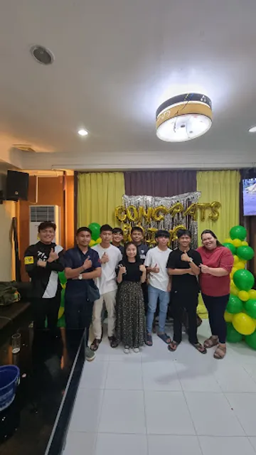 Tatis Resto Bar & Grill