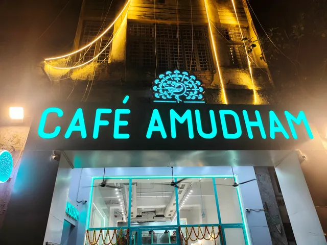 Cafe Amudham Janpath