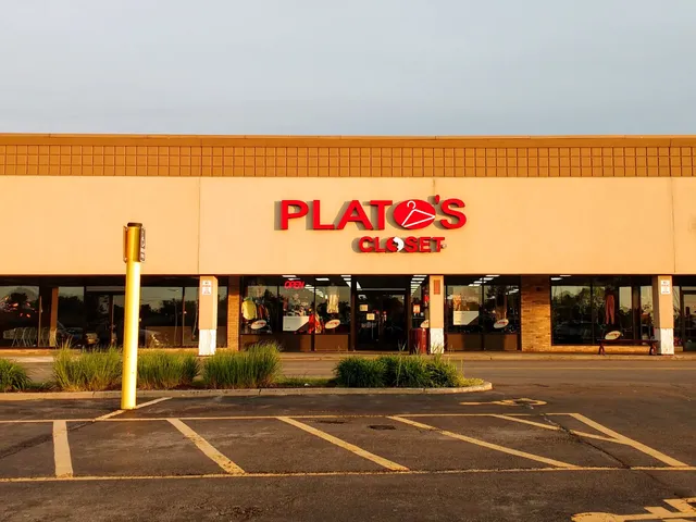 Plato's Closet