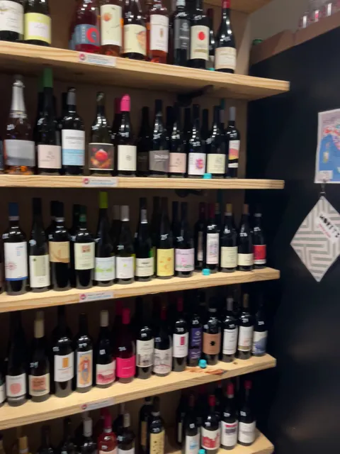 Morty’s Market & Deli