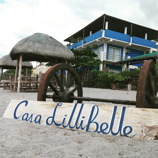 Casa Lillibelle Beachfront Rooms