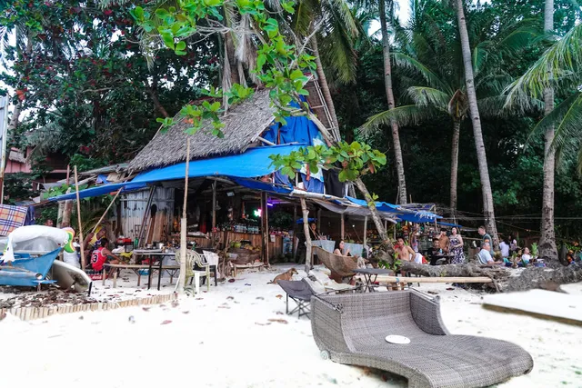 Rey's Grill and Resto Bar Boracay