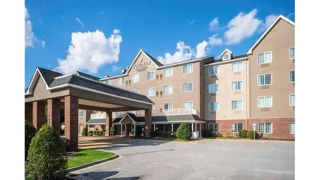 Country Inn & Suites by Radisson, Rocky Mount, NC