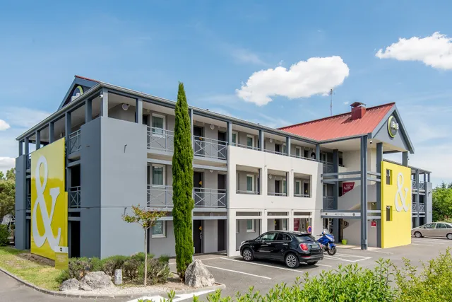 B&B HOTEL Bordeaux Mérignac Hôtel de Ville