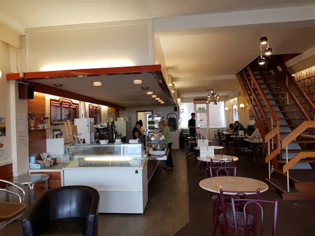 Lewis's Ice Cream & Coffee Shop