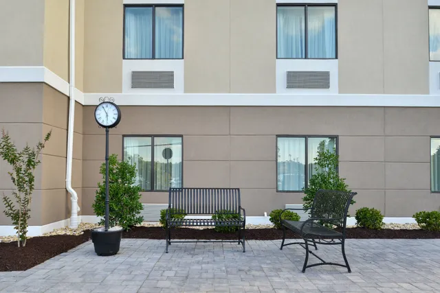 Holiday Inn Express & Suites West Ocean City by IHG