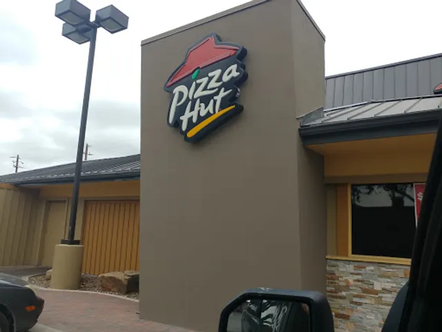 Pizza Hut