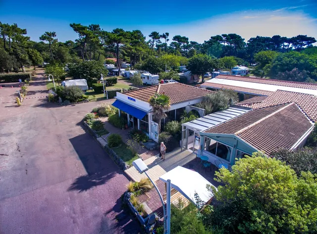 Camping Le Puits de l'Auture