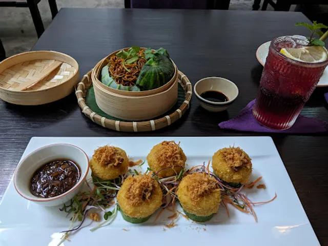 Shamballa Vegetarian, Restaurant & Lounge - Sai Gon