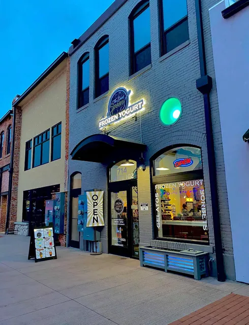 The Good Spoon Frozen Yogurt