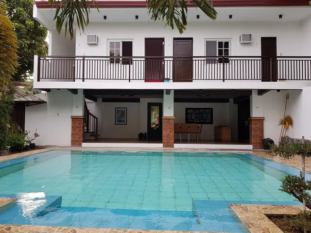 Transient Place with Pool in Orion, Bataan