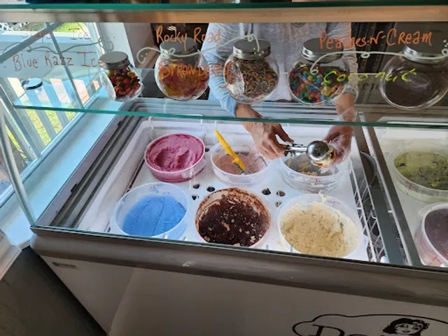 Dottie’s Gelato and Italian Ices