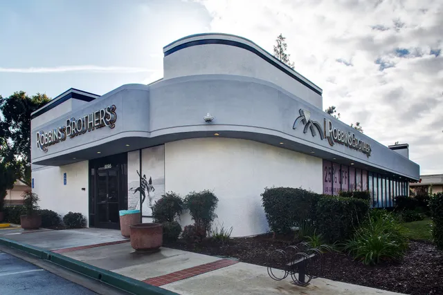 Robbins Brothers Fine Jewelers