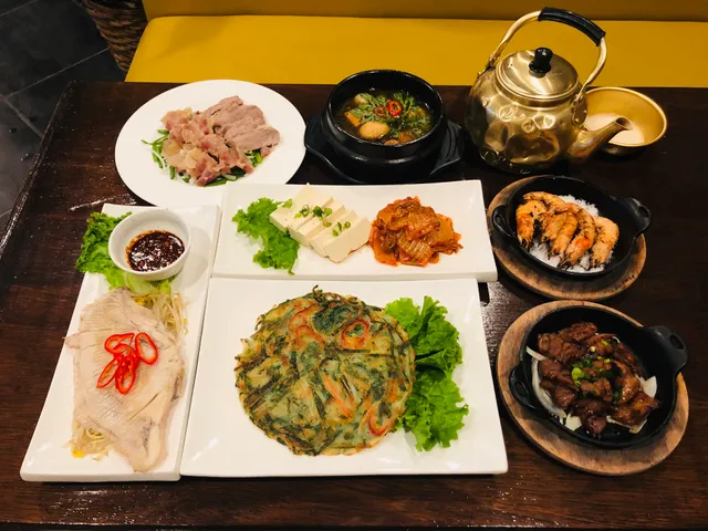 Damasita (Korean Kimbob & Deli)