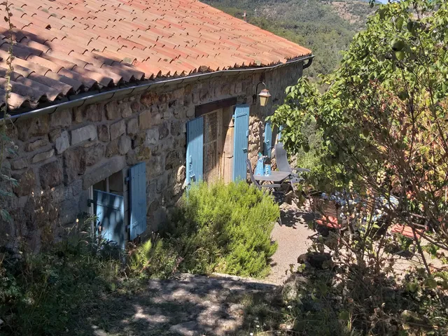 Le Hameau De Burg Sarl