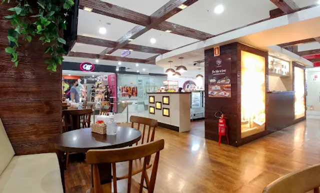 Cafeteria Cheirin Bão Shopping Total