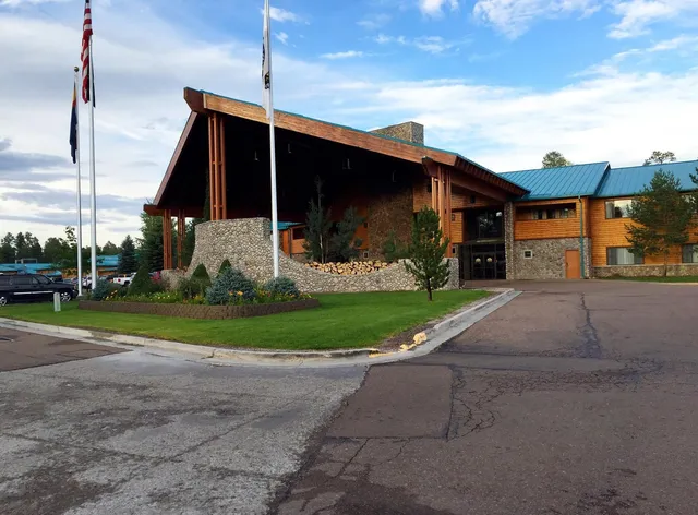 Hon-Dah Resort Hotel