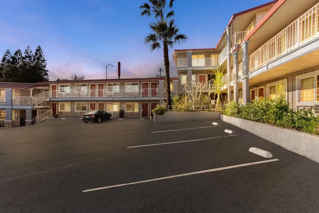 Red Roof Inn Redding