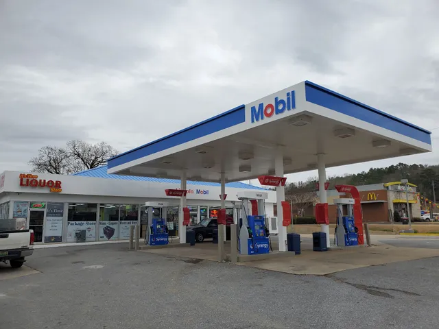 MOBIL / ITS TIME LIQUOR STORE