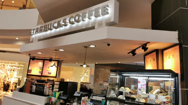 Starbucks CC Santa Fe 1