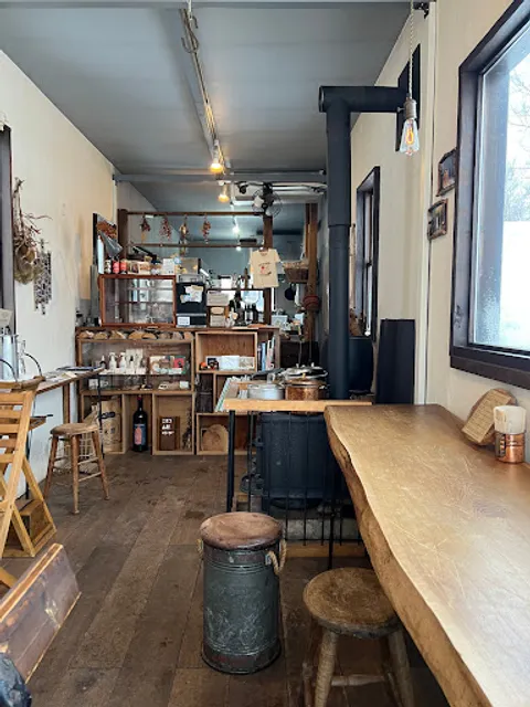 Niseko Sanroku Parlor