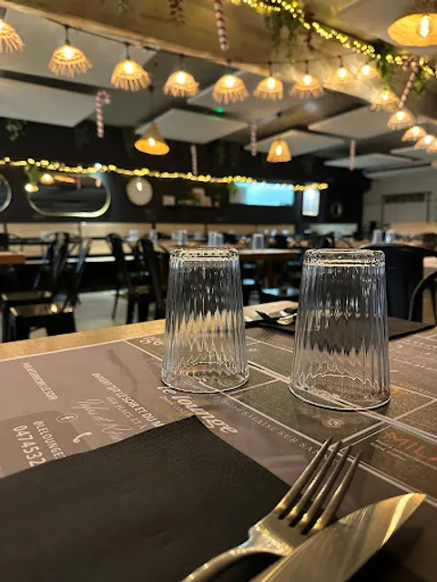 Le Lounge - Drink and Food