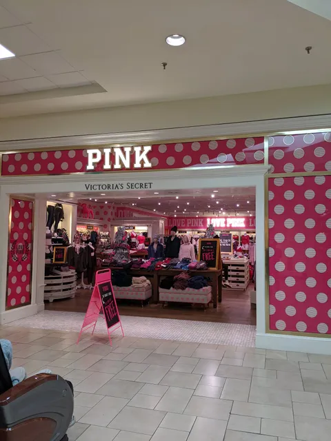Victoria's Secret & PINK