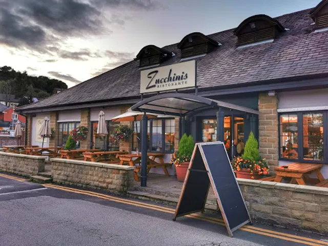 Zucchinis Restaurant