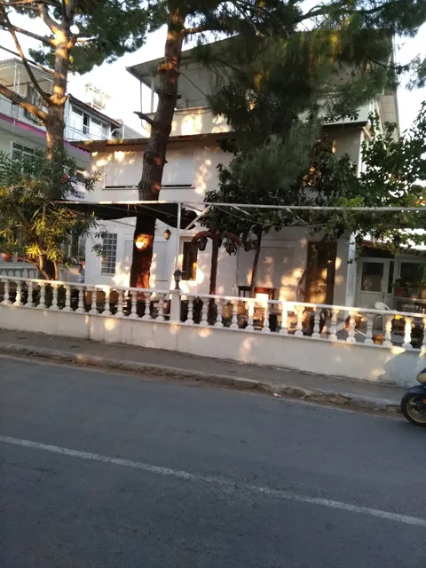 Çiçek Aile Pansiyonu