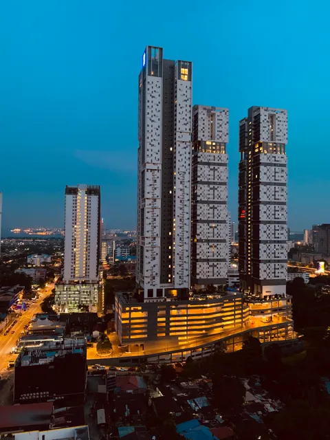 Embassy Suites [Duta impian]