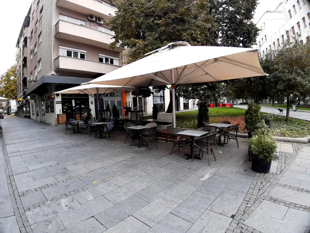 Roll Bar café&restaurant