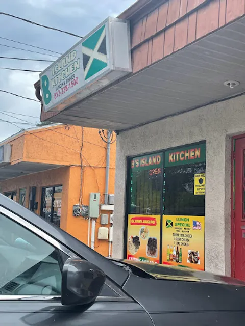 B’s Island Kitchen