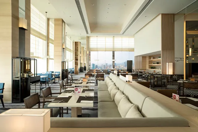 The Roof餐廳 Hotel COZZI和逸