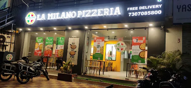 La Milano Pizzeria | Nana Muva, Rajkot