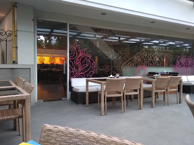 Sate & Seafood Senayan, Kebon Sirih