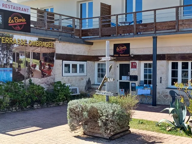 Logis Hôtel Restaurant la Borie