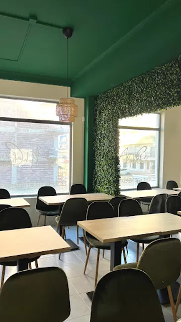 Alpha Café - Brunch & Burger